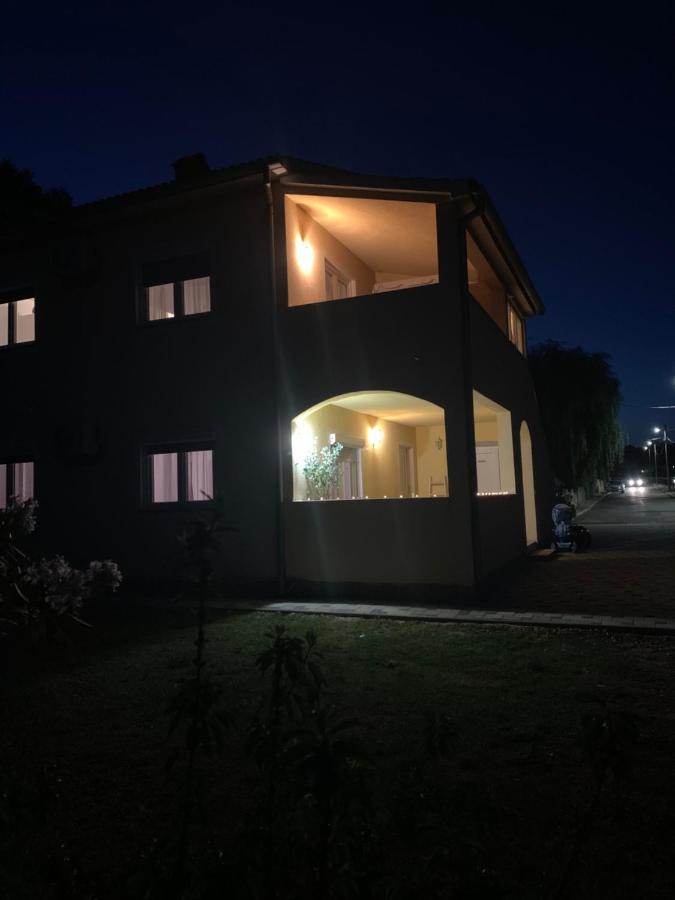 Apartment Creo Loborika Marčana Esterno foto